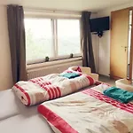 Jeje Und Anna\'S Eifel Haus